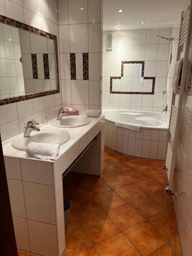 Gallery image of Vintagehotel Adler in Bad Bertrich