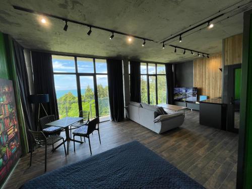 Kuchyň nebo kuchyňský kout v ubytování Green Escape -Eco Chakvi