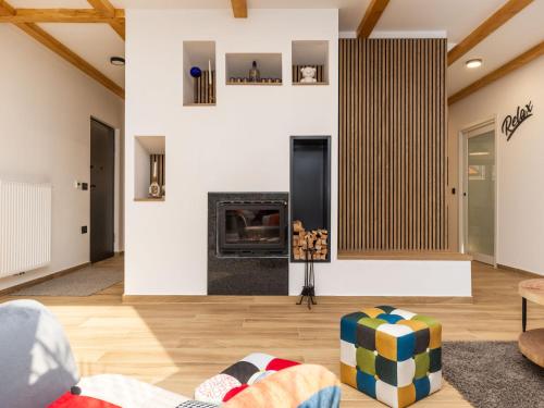 Χώρος καθιστικού στο Holiday Home Medvjed by Interhome