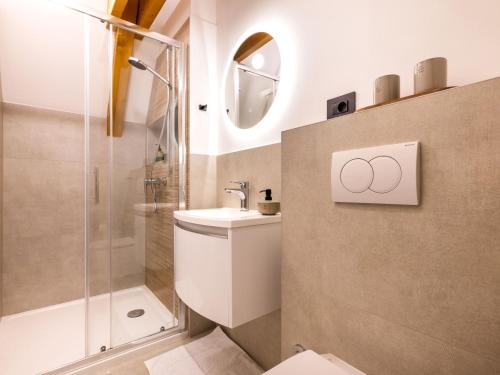 Ένα μπάνιο στο Holiday Home Medvjed by Interhome