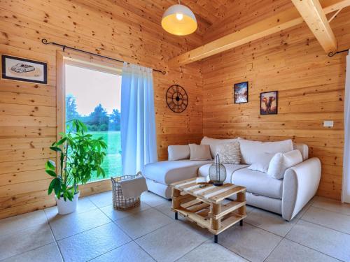 Chalet Lola by Interhome