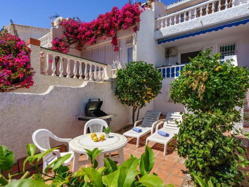 Holiday Home Lind by Interhome