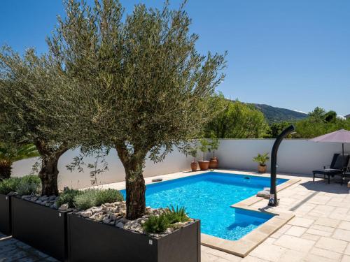 Holiday Home Happy Home Rab by Interhome