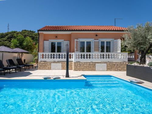 Holiday Home Happy Home Rab by Interhome
