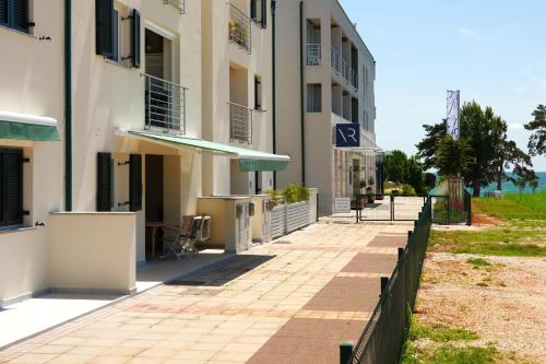 Apartment Rosellina by the sea