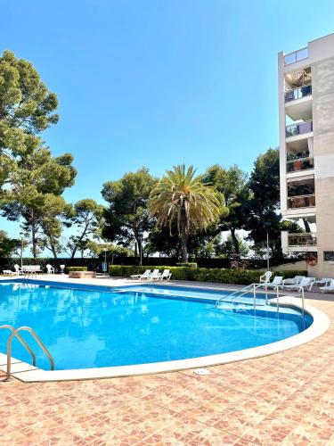 FX1875 Salou
