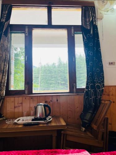 Fotografie z fotogalerie ubytování The Massif Stay v destinaci Manāli