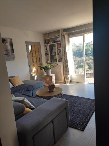 Villa avec piscine privee au calme