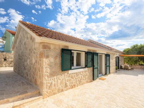 Holiday Home Villa di Perla by Interhome