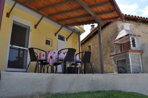 Gallery image of Stone House Avdira Village Centre in Ávdhira