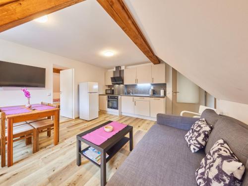 Una cocina o cocineta en Chalet Bolkov by Interhome