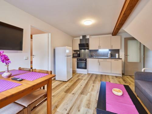 Una cocina o cocineta en Chalet Bolkov by Interhome