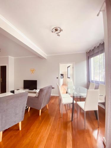 Village Square Coastal Apartment 3G