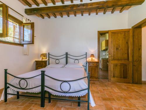 a bedroom with a bed in a room at Apartment Bianco by Interhome in Suvereto