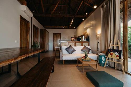 Χώρος καθιστικού στο Coconut Beachfront Villa - Mui Ne