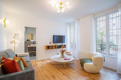 Montmartre Rochechouart - 1 Bed Apt Sleeps 2