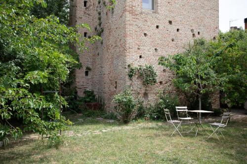 Zahrada ubytování Torre dei Battagli-Dormi in una torre medievale