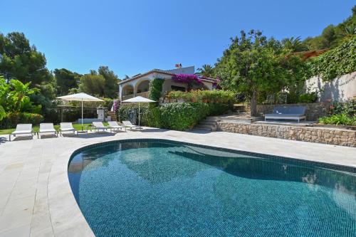 Bonita stay B Light Piscina climatizada, bbq, wifi