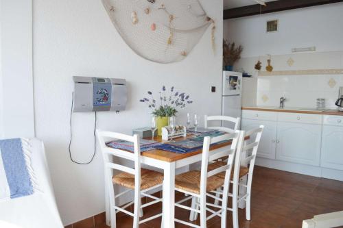 Gallery image of Appart 2 pièces 4 couchages PORT LEUCATE NATURISME PL010-904 in Port Leucate