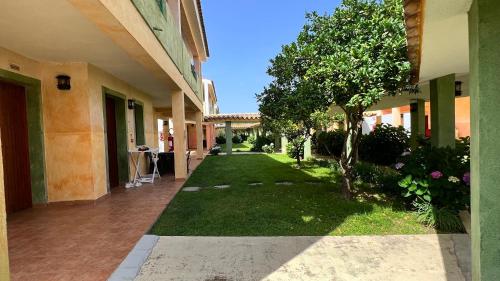 Gambar di galeri bagi iH Hotels Le Zagare Resort di Villasimius