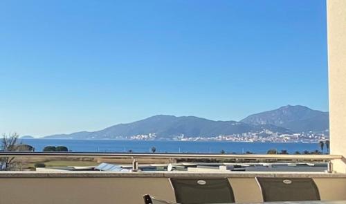 Frasso T3 Vue mer centre de Porticcio et Garage