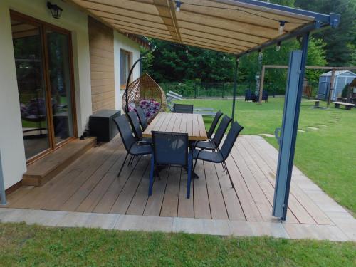 Zahrada ubytování Forest House Sasino-SPA Sauna Balia