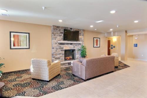 Cobblestone Hotel & Suites - Beulah – Photos 5