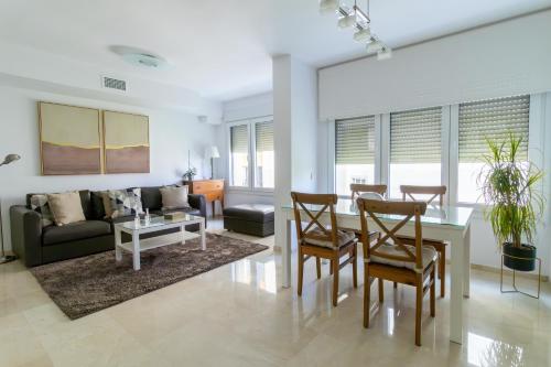 Polo Apartments 4B photo 5