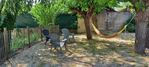 Zdjęcie z galerii obiektu Gîte La maison du grand père w mieście Lagorce