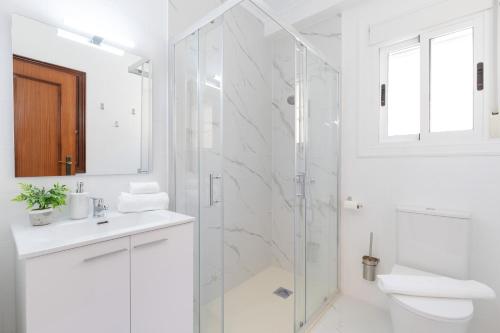 Phòng tắm tại Rise & Shine by Fidalsa