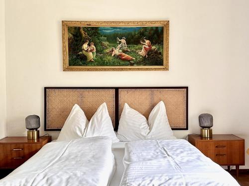 Cama o camas de una habitación en Villa Parkschlössl