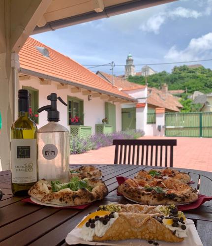 Pannonhalma Várlak Vendégház