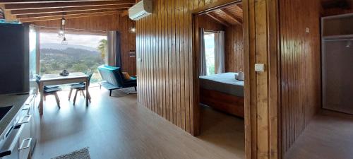 Fernandes Guest house Blue bungalow