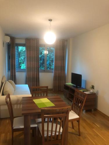 Gallery image of Apartments Rafailović Ljubo in Rafailovici