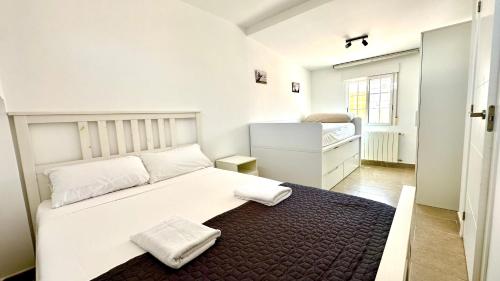 Posteľ alebo postele v izbe v ubytovaní 8 Bungalow familiar con Piscina Gran Alacant