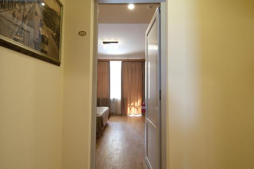 Gallery image of Albert House Hotel and Tours in Yerevan