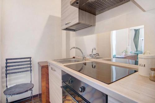 Η κουζίνα ή μικρή κουζίνα στο Casa Ortensia Blu