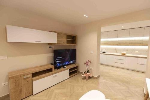 Billede fra billedgalleriet på Beautiful & luxurious apartment i Vlorë