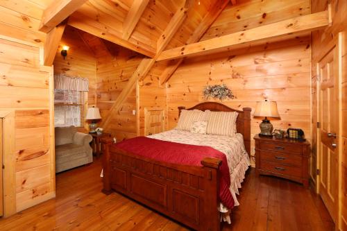 Smoky Mountain Getaway by Eden Crest photo 10