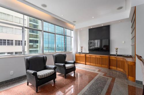 Televisyen dan/atau pusat hiburan di APT com vista em Copacabana Posto 3
