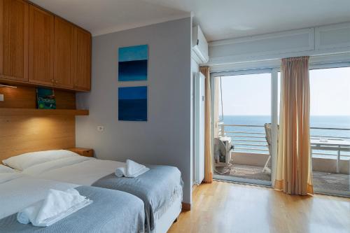 THE CRUISE Studio Apartment