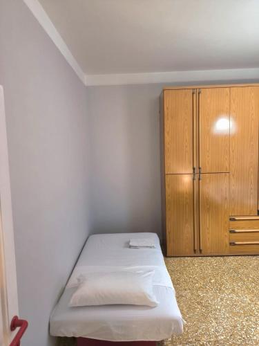 Bilocale in Via degli Orti Variani