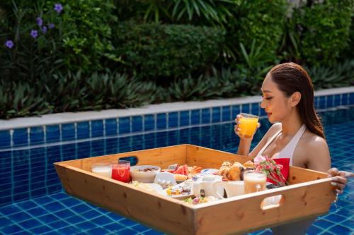 Mad på resortet eller i nærheden