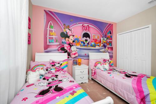 Cozy Disney Themed Townhouse 4BR Private Pool at Festival Resort photo 28