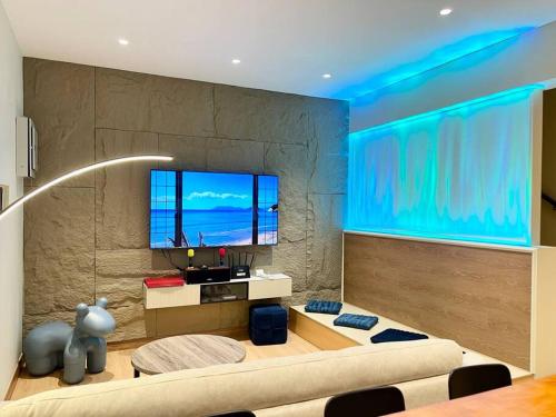 Imagen de la galería de Premium Kampung Villa with Jacuzzi 18pax 5BR, en Kelebang Besar