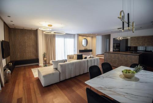 Villa Amare Apartments