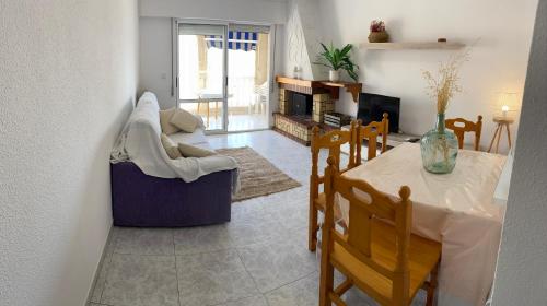 Precioso apartamento con vistas al mar