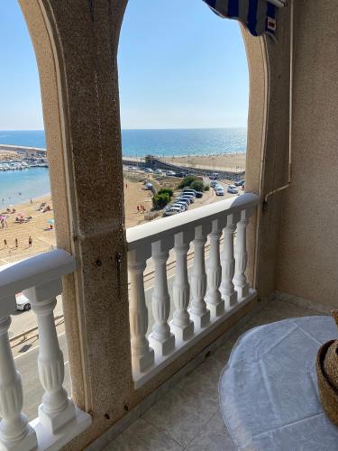 Precioso apartamento con vistas al mar