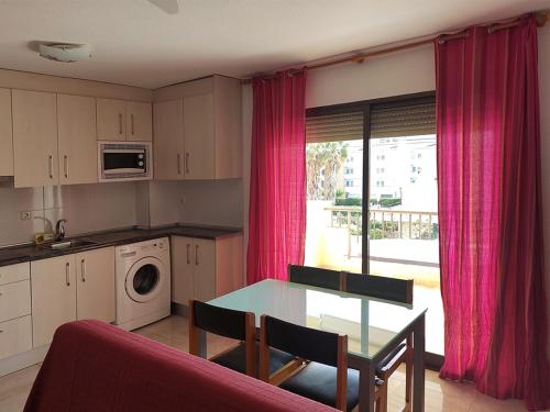Apartamentos Kronos 3000