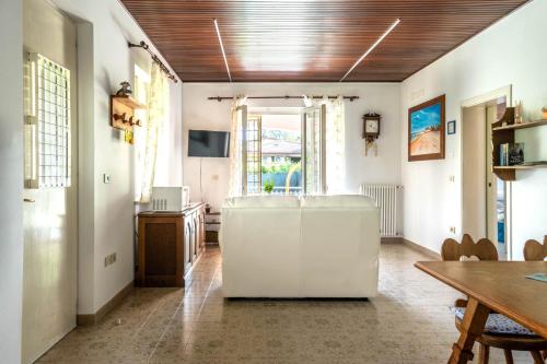 Μια τηλεόραση ή/και κέντρο ψυχαγωγίας στο Villa Elisea